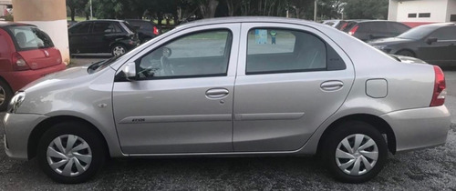 Toyota Etios Sedan X 15l Mt