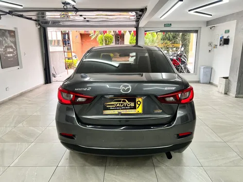 Mazda 2 Touring AT 2020