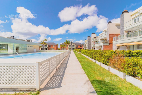Imagen 27 de 30 de Departamento En Venta En Complejo Altos De Maschwitz - Maroto Propiedades