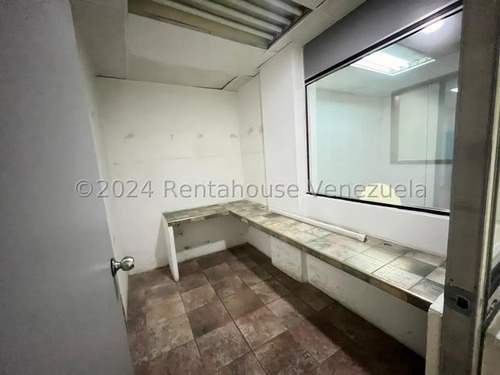 Local Comercial En Alquiler En Zona Centro Este Codi 25 1614, Con Aire Integral, Comunicate Soy Gabi Irastorza.
