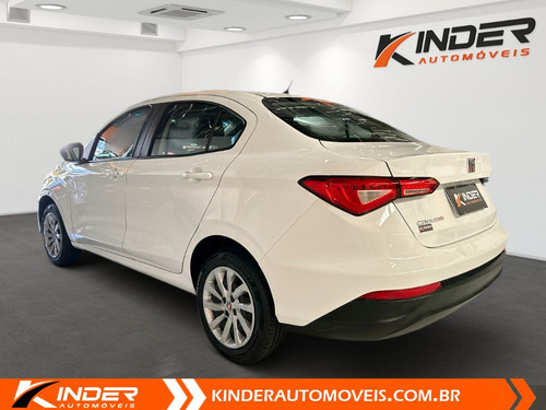 Fiat Cronos 1.3 Flex 4p