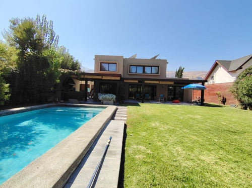 Condominio Con Acceso A La Laguna Piedra Roja De Chicureo