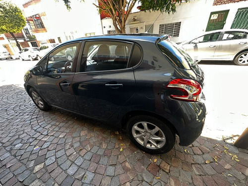 Peugeot 208 1.5 Allure Touchscreen
