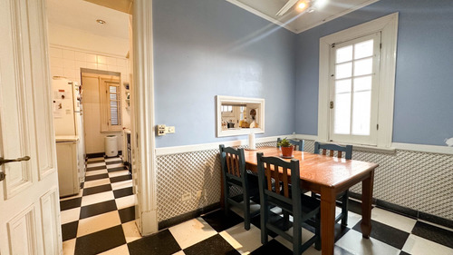 Venta Casa 7 Ambientes Estilo Alemán Pileta Martínez