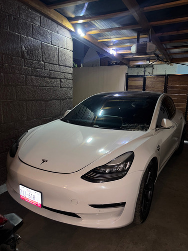 Tesla Model 3 Autonomía Mayor