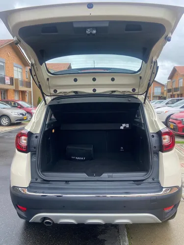 Renault Captur 2.0 Intens Automática