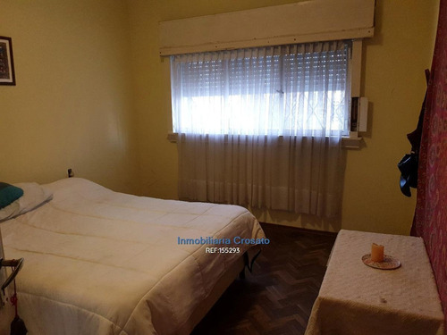 Casa 2 Dormitorios, Estar Con Parrillero A Pasos De Avenida