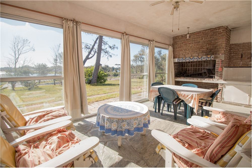 Venta De Casa 2 Dormitorios Barbacoa Costa Azul