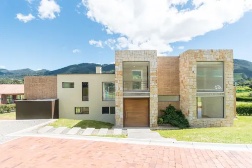 Casa En Venta En Valle Alto De La Pradera. Cod A5569