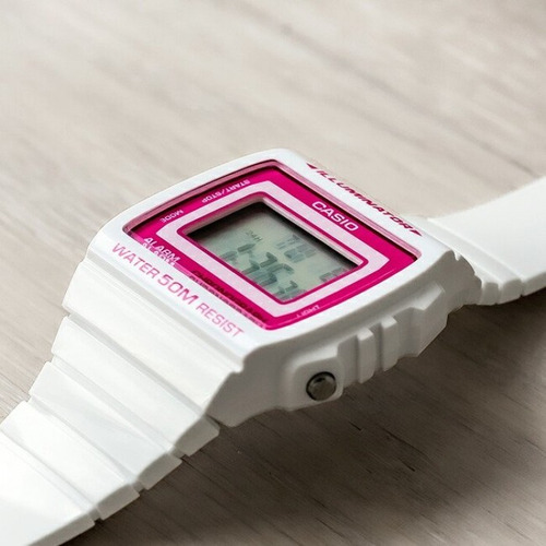 Reloj Mujer Vintage W-215h-7a2vdf Cronómetro de 1/100 segundos • Alarma • Luz de fondo LED • Resistencia al agua de hasta 50 m