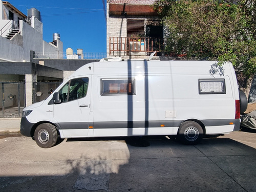 Alquiler Motorhome Sprinter Totalmente Autónoma Con 4.000 Km