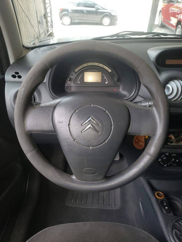 Imagem 4 de 9 de Citroën C3 1.6 Exclusive 16v Flex 4p Manual