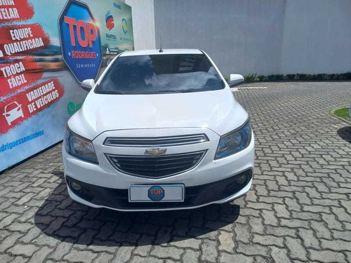 Imagem 5 de 14 de Chevrolet Onix 1.4 Automático Lt 2015 Rodas Em Liga Leve.