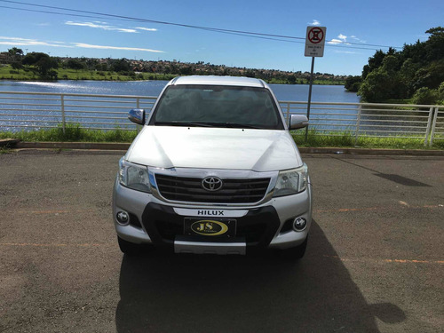 Imagem 5 de 12 de Toyota Hilux 2015 2.7 Srv Cab. Dupla 4x4 Flex Aut. 4p