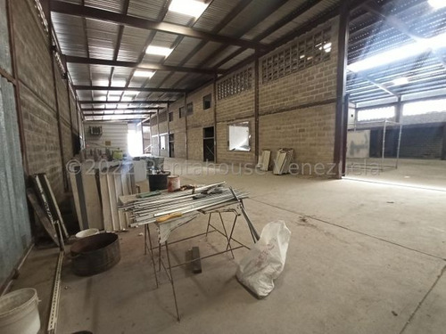 Galpón Industrial En Venta Acepta Financiamiento, Intercomunal Turmero Sector La Providencia 23-13972 Hc