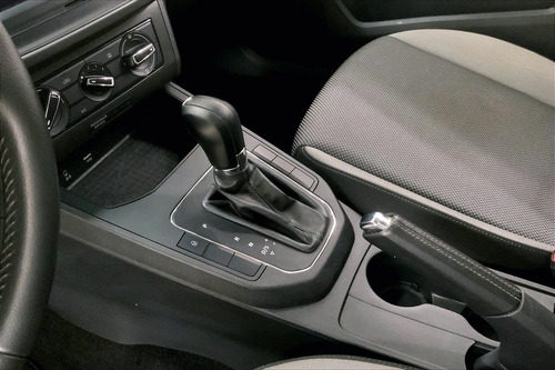 Imagen 17 de 25 de Seat Ibiza Hatchback 5 Pts Reference, 16l, 110 Hp, Tm5, A/ac
