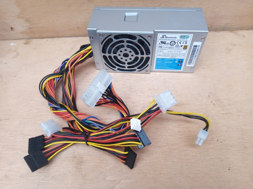 Mini Fuente De Poder Atx Seasonic De 300w. 24 Pines, 4 Sata