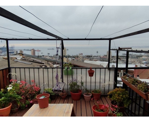 Almirante Latorre 323 Cerró Monjas Valparaíso