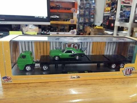 M2 Haulers 1969 Dodge L600 &amp; 1971 Plymouth Cuda 1:64