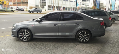 Volkswagen Vento Gli 2.0 2018 Mi-tc
