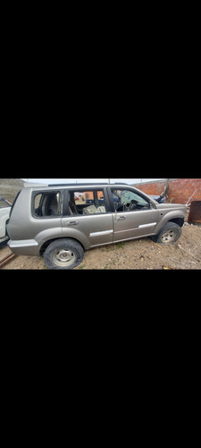 Nissan X Trail 2.5