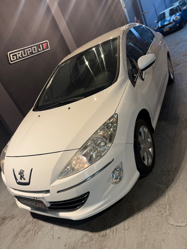 Peugeot 408 2.0 Allure 143cv