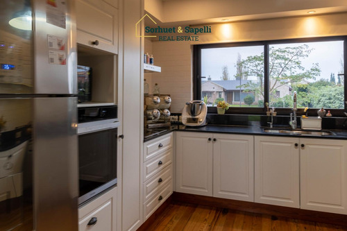 Magnífica Casa En Venta En Barrio Privado Carmel