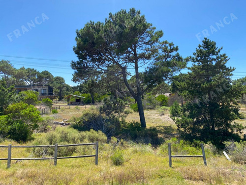 Hermoso Terreno En Venta En Arenas De José Ignacio. (ref: Fro-869)