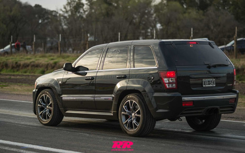 Imagen 22 de 25 de Jeep Grand Cherokee 2007 6.1 Srt-8 Hemi