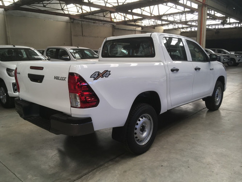 Toyota Hilux 2.4 Cd Dx 150cv 4x4 Plan De Ahorro Sb