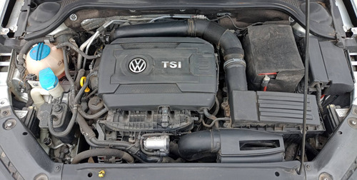 Imagen 14 de 15 de Volkswagen Vento 2.0 T Sportline Dsg L11 2014