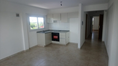 Imagen 3 de 9 de Departamento En Venta En Ituzaingo Norte