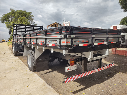 Ford Cargo 1317e 2010 Com Carroceria De 7 Mtrs