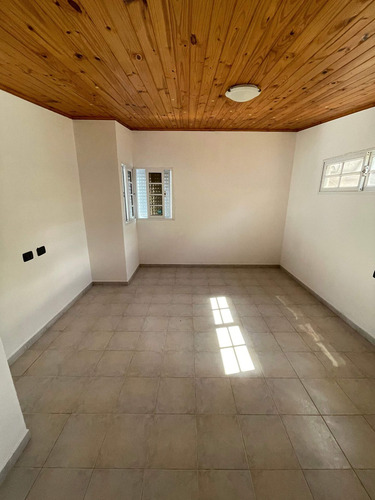 Imagen 2 de 11 de Venta Departamento Barrio Los Troncos