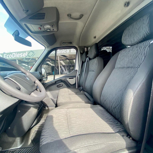 Imagem 1 de 13 de Renault Master 2.3 Baú