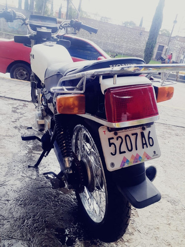 Imagen 3 de 6 de Honda Cgl 125 Cc Tool 2018 Impecable