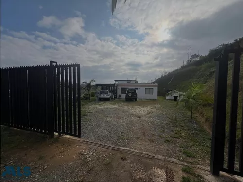 Finca Para Venta En Guarne, Vereda Chaparral.(mls#247946)