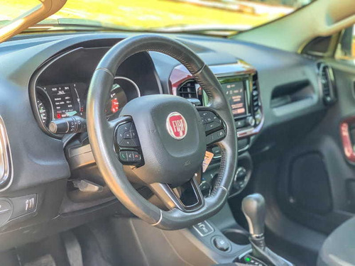 Imagem 7 de 11 de Fiat Toro 1.8 Freedom 16v Flex 4p Automático
