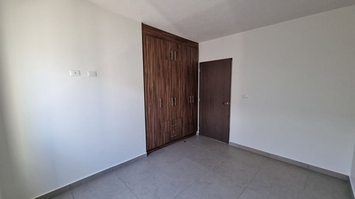 Imagen 4 de 18 de Departamento En Renta En La Vista Residencial, Queretaro