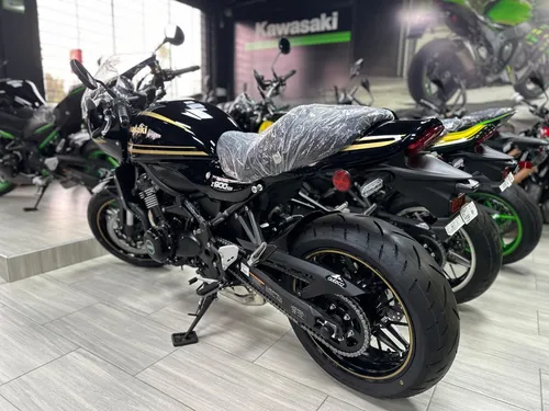 Z900