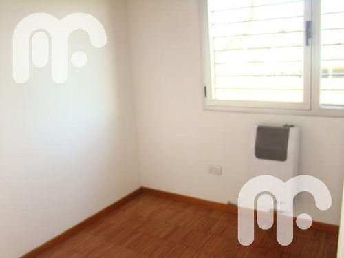 Imagen 14 de 28 de Duplex Tipo Casa De 3 Dormitorios