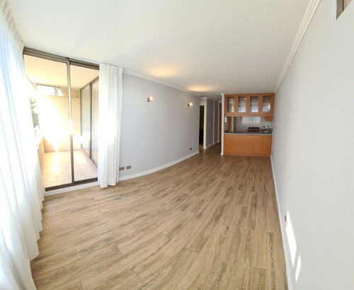 Depto. Recién Remodelado Con Espacio Para Living Y Comedor.