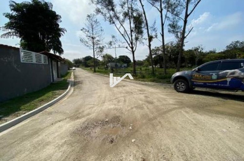 Imagem 3 de 6 de Lotes No Bairro Jardim Anchieta, Em Itanhaém= Referênciater045
