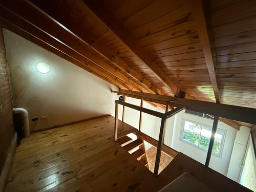 Duplex 2 Ambientes Y Medio. Alquiler, Haedo Sur.