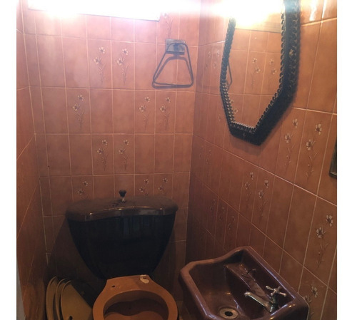 Imagen 3 de 16 de Chalet Original De 3 Dormit, 2 Baños Y Garage Oportunidad !!!