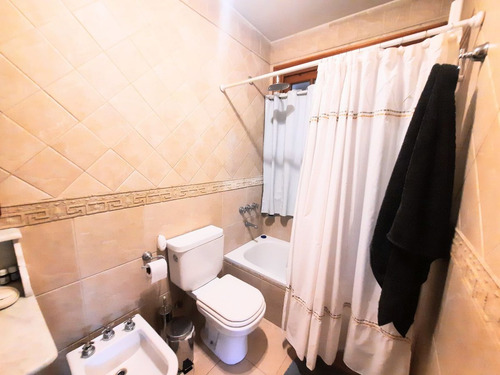 Venta Casa 4 Ambientes La Concepción Con Pileta