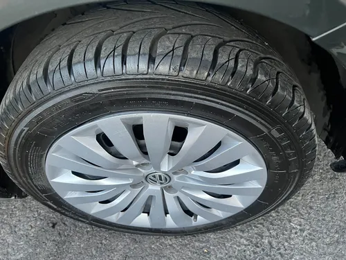 Volkswagen Gol GT sedan ASG i-Motion