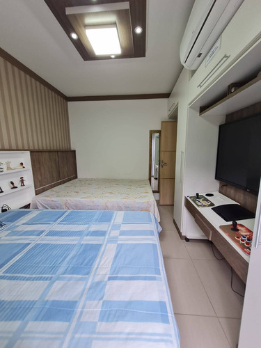 Imagem 10 de 13 de Oportunidade De Apartamento No Itaguá** - 95