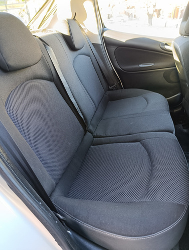 Peugeot 207 1.6 Xt
