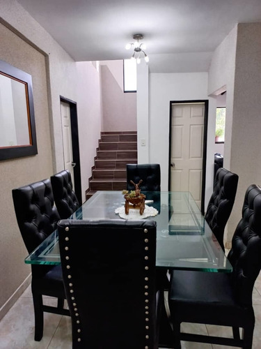 Imagen 8 de 11 de Apartamento Duplex En La Castellana